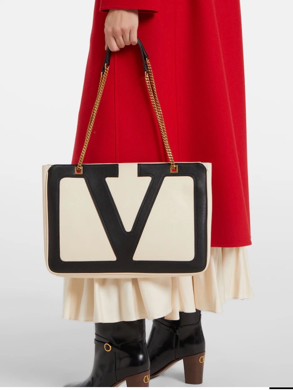 NWT Valentino Garavani
Viva Superstar medium Nappa Leather Shopping Bag